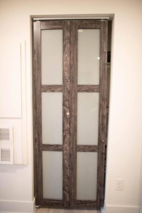 Platinum Palace 1Br 1Ba - Central Dallas Stay Exterior photo